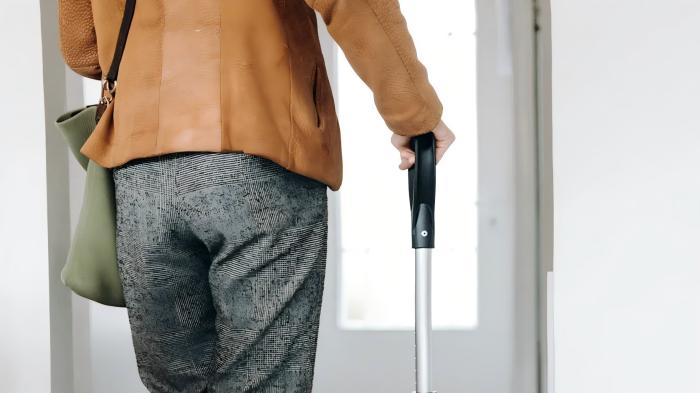 Mida peaksite enne alumiiniumist jalutuskepi tootja valimist teadma